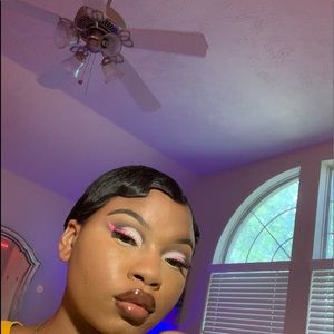 Meet your Posher, Bailey